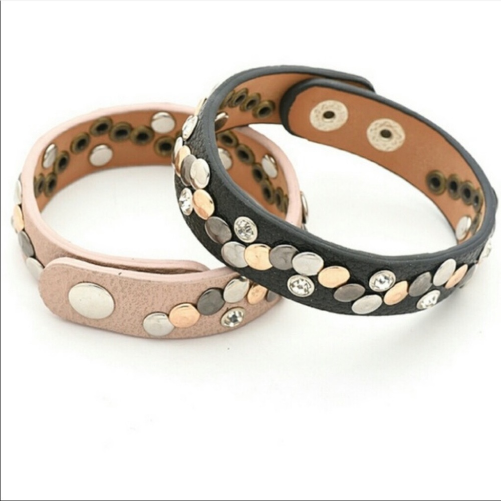 Genuine Leather Artisan Crafted Bracelet!